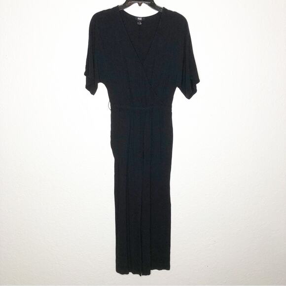 PAIGE Vanette black wrap front cropped jumpsuit size Extra Small XS - Picture 3 of 16